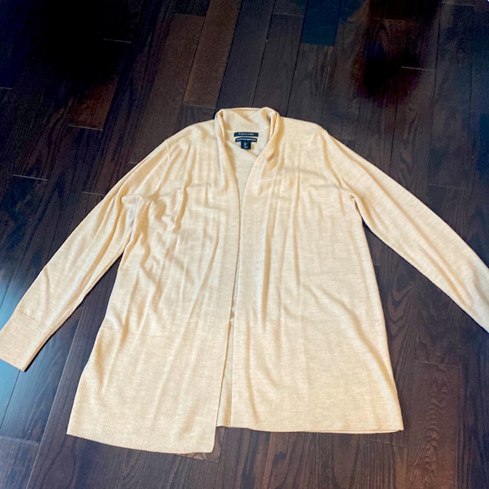 Tahari cardigan